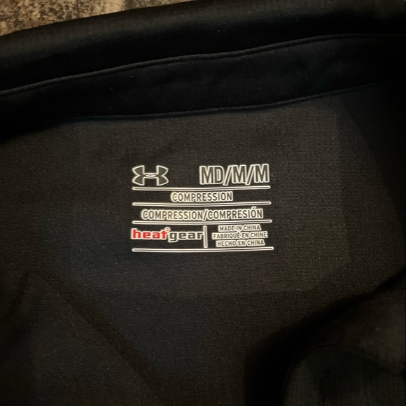 Under Armour Mens Compression Shirt Size M. Fits like a small. NWT - Picture 4 of 5